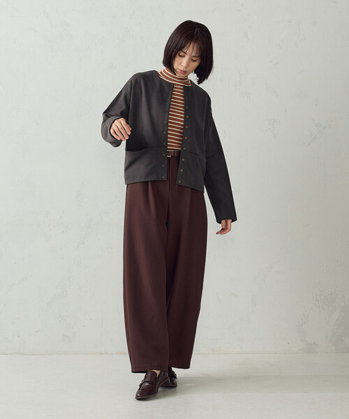 COMME CA ISM(コムサイズム)の「ダンボールニット スナップカーディガン(カーディガン/ボレロ・レディース・ネイビー/グレイッシュベージュ/チャコール・XL/M/S/L)」の7枚目の写真