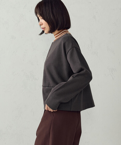 COMME CA ISM(コムサイズム)の「ダンボールニット スナップカーディガン(カーディガン/ボレロ・レディース・ネイビー/グレイッシュベージュ/チャコール・XL/M/S/L)」の10枚目の写真