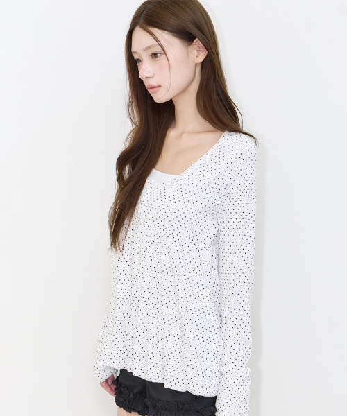 ILLIGO(イリゴ)の「ドットバルーンロングスリーブ ホワイト(Tシャツ/カットソー・レディース・その他・FREE)」の3枚目の写真
