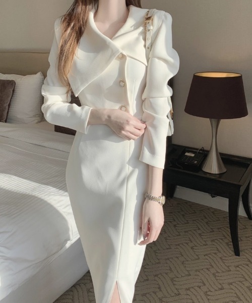 YUGA(ユーガ)の「YUGA_YGMC Korean-style Oversized-Collar Button-Front Dress(ワンピース・レディース・ホワイト/ブラック・FREE)」の4枚目の写真