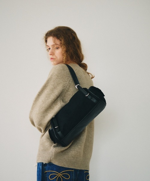 full/fill.(フルフィル)の「fake suede side pocket bag / フェイクスウェードサイドポケットバッグ(ハンドバッグ・レディース・ブラック/グレー・FREE)」の8枚目の写真