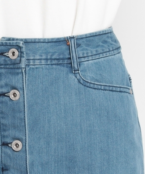HusHusH（ハッシュアッシュ）の「フロントボタンデニムスカート（デニムスカート・レディース・ブルー/ブルー系1・03/02）」の6枚目の写真