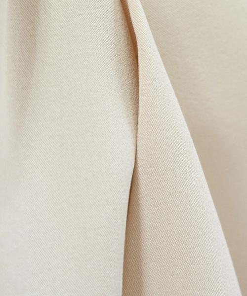 PourVous（プールヴー）の「存在感ある プリーツ パフ ボレロ / 結婚式 フォーマル ドレス羽織りパーティーや 二次会 同窓会対応 長袖 オケージョン （テーラードジャケット・レディース・ベージュ/ブラック・M）」の13枚目の写真