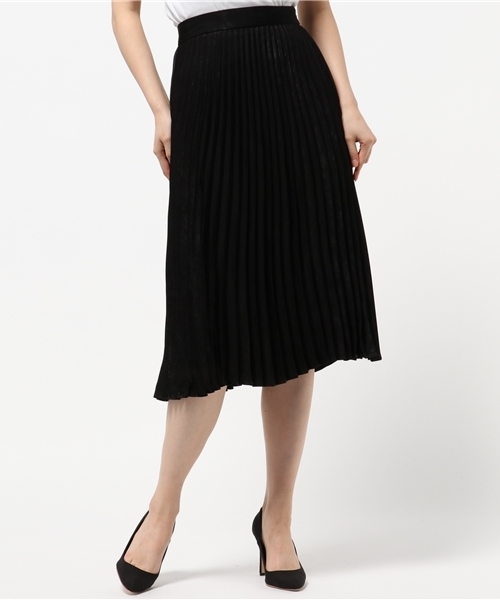 MOUSSY（マウジー）の「SHINY PLEATS SKIRT（スカート・レディース・キャメル/ボルドー/ブラック・2/1）」の7枚目の写真