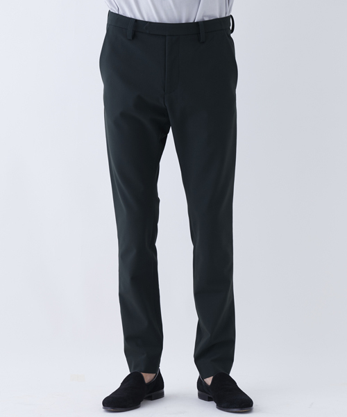 STUDIOUS（ステュディオス）の「STUDIOUS マルチストレッチテーパードスラックス（スラックス・メンズ・グレー/ダークグリーン/ブラック・1/3/2）」の9枚目の写真