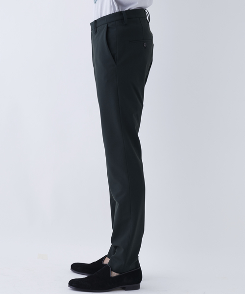 STUDIOUS（ステュディオス）の「STUDIOUS マルチストレッチテーパードスラックス（スラックス・メンズ・グレー/ダークグリーン/ブラック・1/3/2）」の10枚目の写真