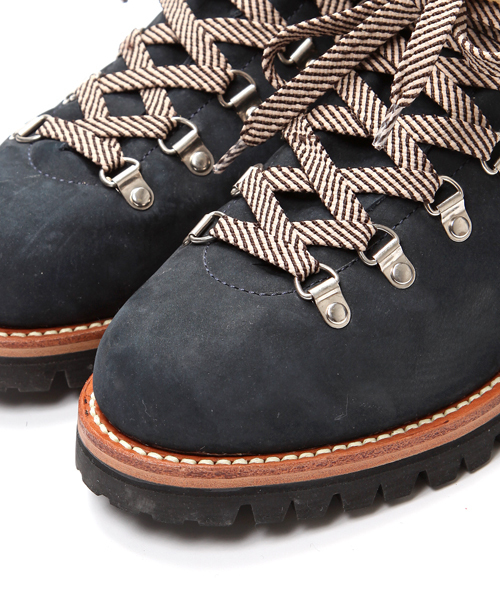 A BATHING APE（アベイシングエイプ）の「MOUNTAIN SOLDIER（ブーツ