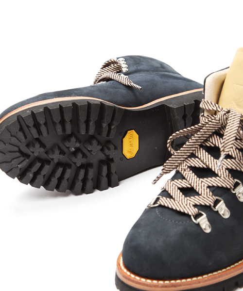 A BATHING APE（アベイシングエイプ）の「MOUNTAIN SOLDIER（ブーツ