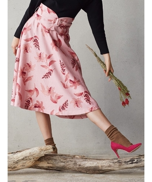 LAGUNAMOON(ラグナムーン)の「リリ-フラワーコルセットベルトフレアースカート(スカート・レディース・ブラック/ピンク・SMALL/MEDIUM)」の2枚目の写真