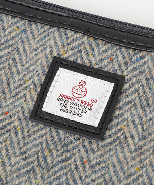 LBC（エルビーシー）の「【Harris Tweed】ハリスツイード 2WAYショルダー             （ショルダーバッグ・レディース・グレー/レッド/ブルー・FREE）」の6枚目の写真