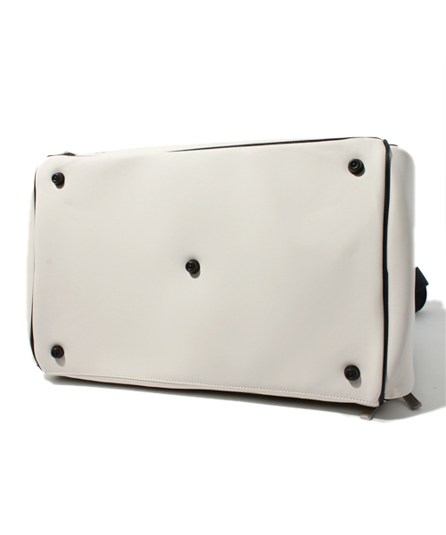 TOMMY HILFIGER（トミーヒルフィガー）の「HILFIGER BOSTON BAG WHITE