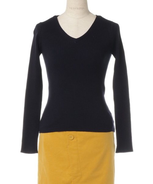 REDYAZEL(レディアゼル)の「Vネックリブニットプルオーバー(Tシャツ/カットソー・レディース・オフホワイト/サックスブルー/グリーン/ピンク/ネイビー・FREE)」の3枚目の写真