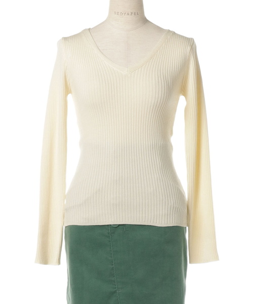 REDYAZEL(レディアゼル)の「Vネックリブニットプルオーバー(Tシャツ/カットソー・レディース・オフホワイト/サックスブルー/グリーン/ピンク/ネイビー・FREE)」の2枚目の写真