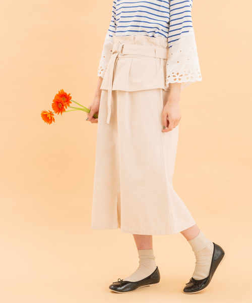 POU DOU DOU（プードゥドゥ）の「ペプラムベルトタックスカート（スカート・レディース・キナリ/カーキ/ブルー系その他・3）」の2枚目の写真