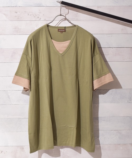 ARCHIVER(アーカイバ)の「【Bl】フェイクVネック半袖カットソー 無地(Tシャツ/カットソー・レディース・チャコールグレー/カーキ/ピンク/マルチ/ブラック・MEDIUM/LARGE)」の4枚目の写真