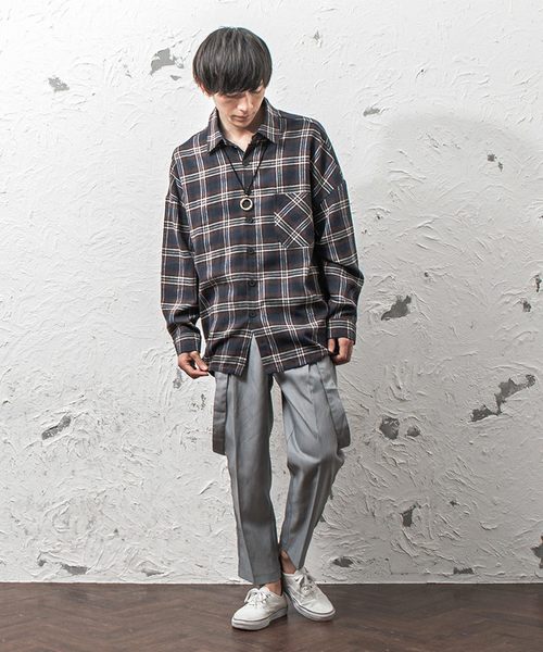 MinoriTY(マイノリティ)の「長袖 チェック ドルマンスリーブ ルーズシルエット シャツ(シャツ/ブラウス・メンズ・ブラック/ベージュ/レッド・M/L)」の4枚目の写真