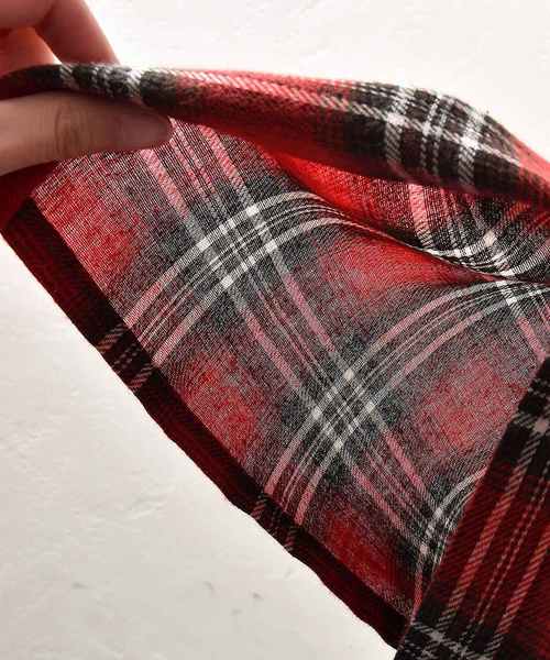 MinoriTY(マイノリティ)の「長袖 チェック ドルマンスリーブ ルーズシルエット シャツ(シャツ/ブラウス・メンズ・ブラック/ベージュ/レッド・M/L)」の13枚目の写真