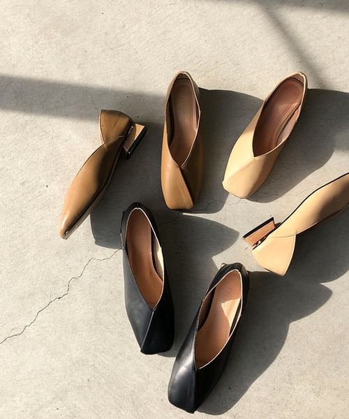 select MOCA(セレクトモカ)の「ウッドヒールスクエアトゥパンプス(パンプス・レディース・ブラック/ベージュ/モカ・SMALL/MEDIUM/LARGE)」の4枚目の写真