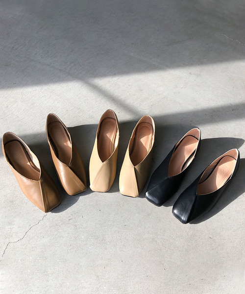 select MOCA(セレクトモカ)の「ウッドヒールスクエアトゥパンプス(パンプス・レディース・ブラック/ベージュ/モカ・SMALL/MEDIUM/LARGE)」の7枚目の写真