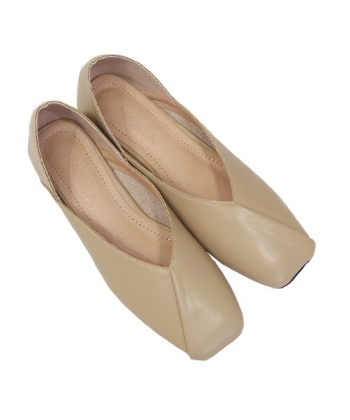 select MOCA(セレクトモカ)の「ウッドヒールスクエアトゥパンプス(パンプス・レディース・ブラック/ベージュ/モカ・SMALL/MEDIUM/LARGE)」の17枚目の写真