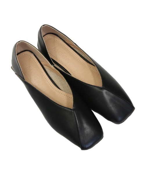 select MOCA(セレクトモカ)の「ウッドヒールスクエアトゥパンプス(パンプス・レディース・ブラック/ベージュ/モカ・SMALL/MEDIUM/LARGE)」の15枚目の写真