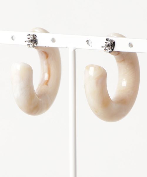 DouDou(ドゥドゥ)の「マーブルピアス(ピアス(両耳用)・レディース・オフホワイト/グリーン系その他・FREE)」の3枚目の写真