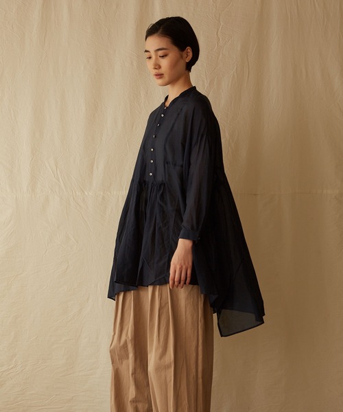 suzuki takayuki（スズキタカユキ）の「broad blouse【web 限定