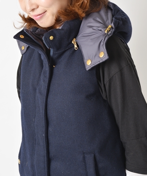 SHIPS for women(シップスフォーウィメン)の「無地 リバーシブルダウンベスト◇(ダウンベスト・レディース・ブラック/ネイビー・38/36)」の19枚目の写真