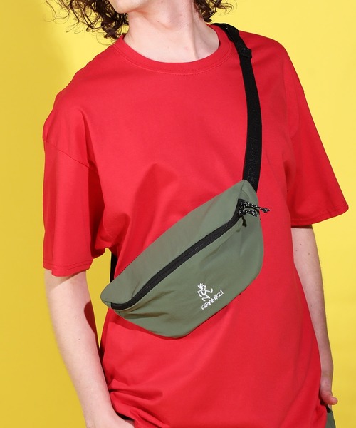 Gramicci(グラミチ)の「GRAMICCI / グラミチ Body Bag ボディバッグ(ボディバッグ/ウエストポーチ・メンズ・ブラック/モカ/オリーブ/カモフラージュ・FREE)」の12枚目の写真