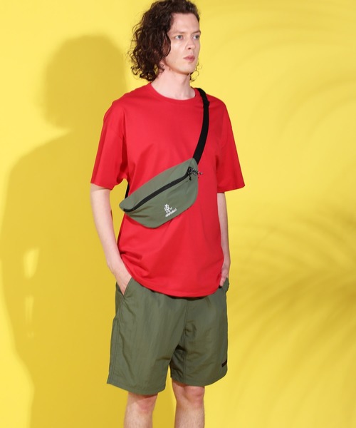 Gramicci(グラミチ)の「GRAMICCI / グラミチ Body Bag ボディバッグ(ボディバッグ/ウエストポーチ・メンズ・ブラック/モカ/オリーブ/カモフラージュ・FREE)」の13枚目の写真