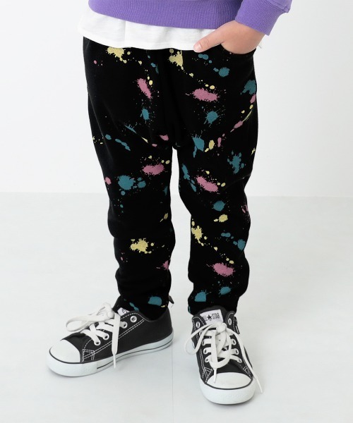 devirock（デビロック）の「プリント裏シャギー裏起毛サルエルパンツ（その他パンツ・キッズ・ネイビー/ブラック系その他/ブラウン系その他/ダークベージュ/ブラック系その他2/オフホワイト/カモフラージュ/ブラック系その他3/ブラウン系その他2・120cm/90cm/160cm/150cm/80ｃｍ/100cm/95cm/130cm/140cm/110cm）」の3枚目の写真