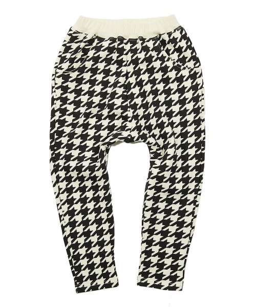 devirock（デビロック）の「プリント裏シャギー裏起毛サルエルパンツ（その他パンツ・キッズ・ネイビー/ブラック系その他/ブラウン系その他/ダークベージュ/ブラック系その他2/オフホワイト/カモフラージュ/ブラック系その他3/ブラウン系その他2・120cm/90cm/160cm/150cm/80ｃｍ/100cm/95cm/130cm/140cm/110cm）」の18枚目の写真