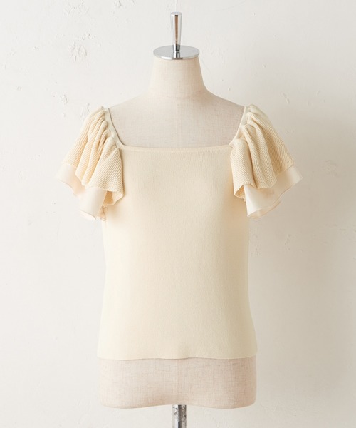 one after another NICE CLAUP(ワンアフターアナザーナイスクラップ)の「肩フリルニットトップス(ニット/セーター・レディース・ブラック/アイボリー/マスタード・FREE)」の19枚目の写真