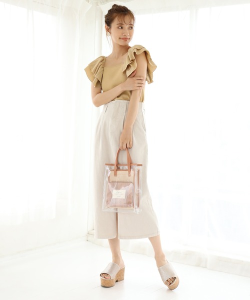 one after another NICE CLAUP(ワンアフターアナザーナイスクラップ)の「肩フリルニットトップス(ニット/セーター・レディース・ブラック/アイボリー/マスタード・FREE)」の16枚目の写真