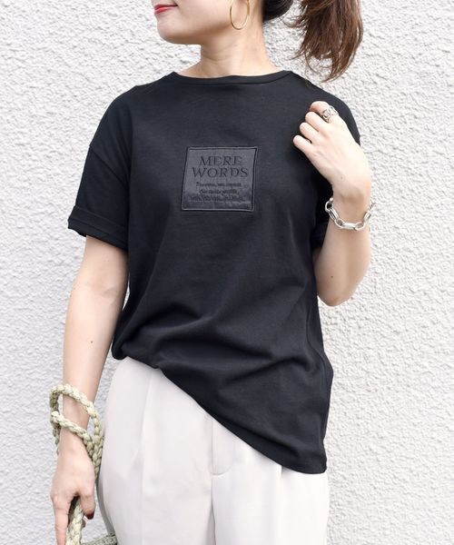 SHIPS（シップス）の「エンブロイダリーTee◇（Tシャツ/カットソー・レディース・ホワイト/ブラック/ライトホワイト/ダークグレー・ONE SIZE）」の4枚目の写真