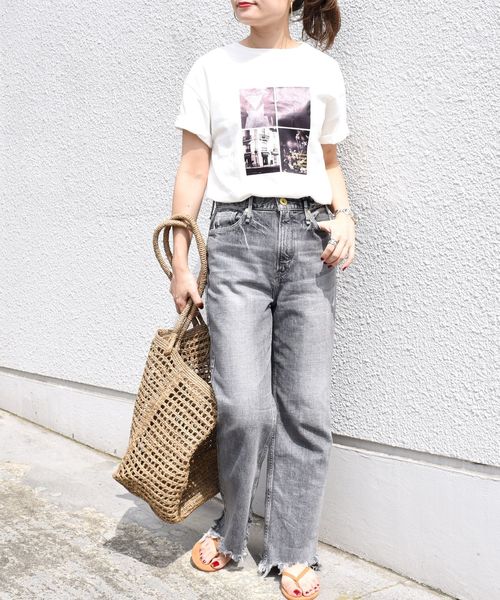 SHIPS（シップス）の「エンブロイダリーTee◇（Tシャツ/カットソー・レディース・ホワイト/ブラック/ライトホワイト/ダークグレー・ONE SIZE）」の11枚目の写真