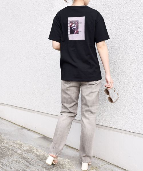 SHIPS（シップス）の「エンブロイダリーTee◇（Tシャツ/カットソー・レディース・ホワイト/ブラック/ライトホワイト/ダークグレー・ONE SIZE）」の18枚目の写真