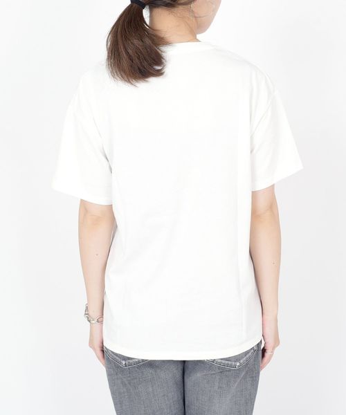 SHIPS（シップス）の「エンブロイダリーTee◇（Tシャツ/カットソー・レディース・ホワイト/ブラック/ライトホワイト/ダークグレー・ONE SIZE）」の21枚目の写真