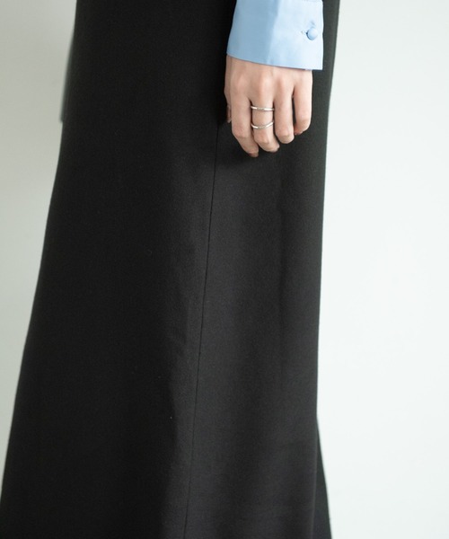 Aunt Marie's(アントマリーズ)の「Vネックロングジャンスカ / AUNT MARIE'S(ジャンパースカート・レディース・ブラック/ダークブラウン/アイボリー/チャコールグレー・FREE)」の12枚目の写真