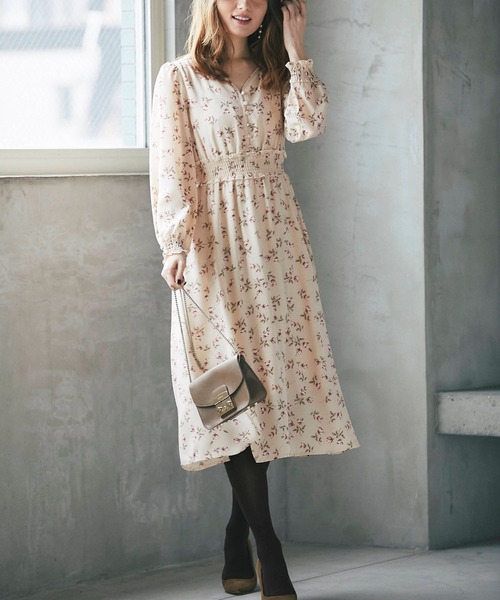 tocco closet❤︎ハートカットフラワープリントフレアワンピース tocco closet（トッコ クローゼット）の「フラワープリント