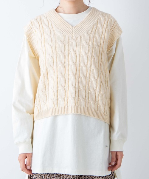 WEGO（ウィゴー）の「WEGO/カラーショートニットベスト（ベスト・レディース・ダークグリーン/サックスブルー/アイボリー/ホワイト系その他・FREE）」の6枚目の写真