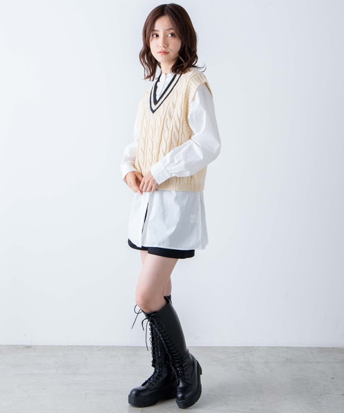 WEGO（ウィゴー）の「WEGO/カラーショートニットベスト（ベスト・レディース・ダークグリーン/サックスブルー/アイボリー/ホワイト系その他・FREE）」の5枚目の写真