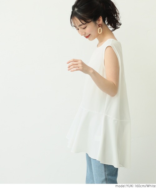 coca(coca)(コカ)の「レイヤードに最適!ヘムフレアブラウス(シャツ/ブラウス・レディース・ホワイト/ブラック・ONE SIZE)」の7枚目の写真