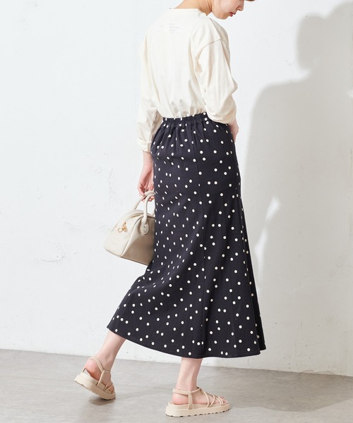natural couture（ナチュラルクチュール）の「麻調ドットマーメイドスカート（スカート・レディース・ブラック/ライトベージュ・FREE）」の4枚目の写真