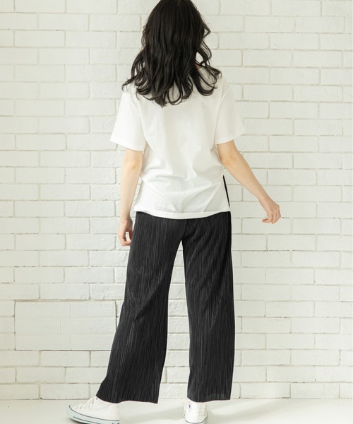 12Twelve Agenda(トゥエルブ アジェンダ)の「プリーツワイドパンツ(その他パンツ・レディース・ブラック/ベージュ/チャコールグレー・M)」の6枚目の写真