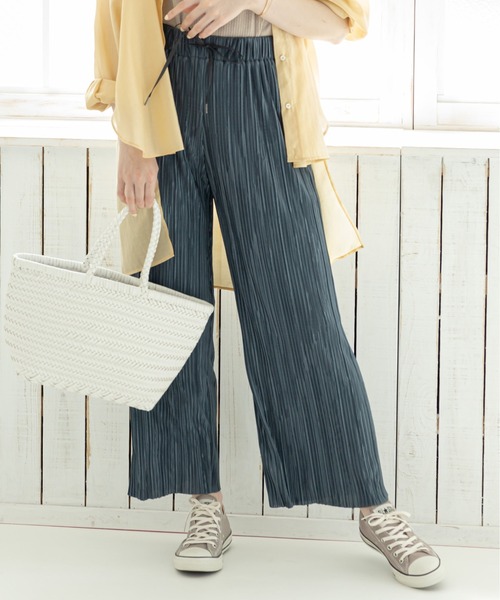 12Twelve Agenda(トゥエルブ アジェンダ)の「プリーツワイドパンツ(その他パンツ・レディース・ブラック/ベージュ/チャコールグレー・M)」の18枚目の写真