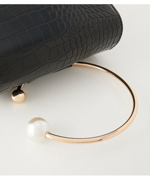 rienda(リエンダ)の「フェイクパールリングクロコライクショルダーバッグ(ショルダーバッグ・レディース・ブラック/ブラウン/ライトベージュ・FREE)」の11枚目の写真