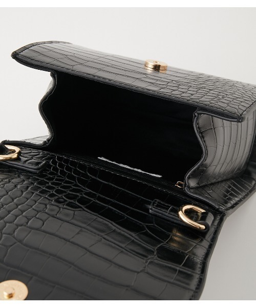 rienda(リエンダ)の「フェイクパールリングクロコライクショルダーバッグ(ショルダーバッグ・レディース・ブラック/ブラウン/ライトベージュ・FREE)」の15枚目の写真