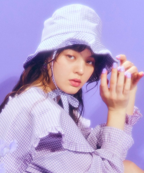 WC（ダブル シー）の「ギンガムストラップハット（ハット・レディース・ブラック/ブラウン/ライトパープル・FREE）」の5枚目の写真