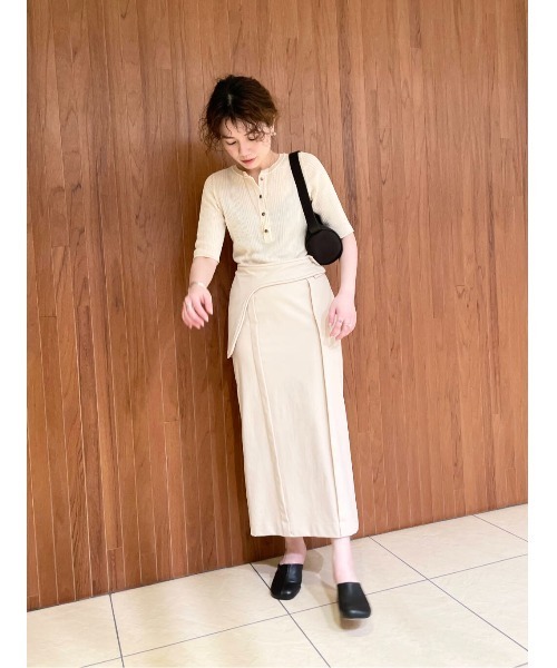 LAATO(ラート)の「DINOSAUR LONG SKIRT(スカート・レディース・ブラック/オフホワイト・FREE)」の16枚目の写真